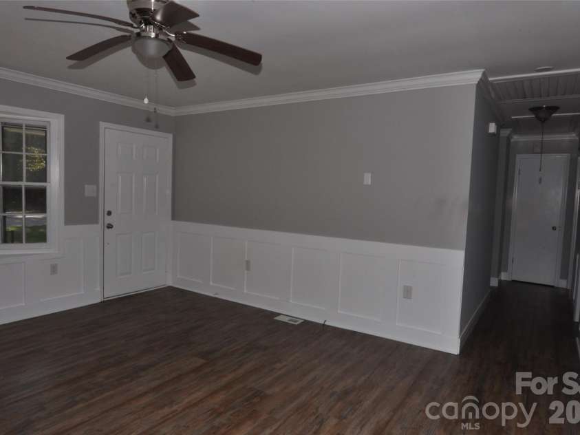 554 Gardendale Circle, Chester, SC 29706.  MLS# CAR4425589, YatesRealty ID 52032. 