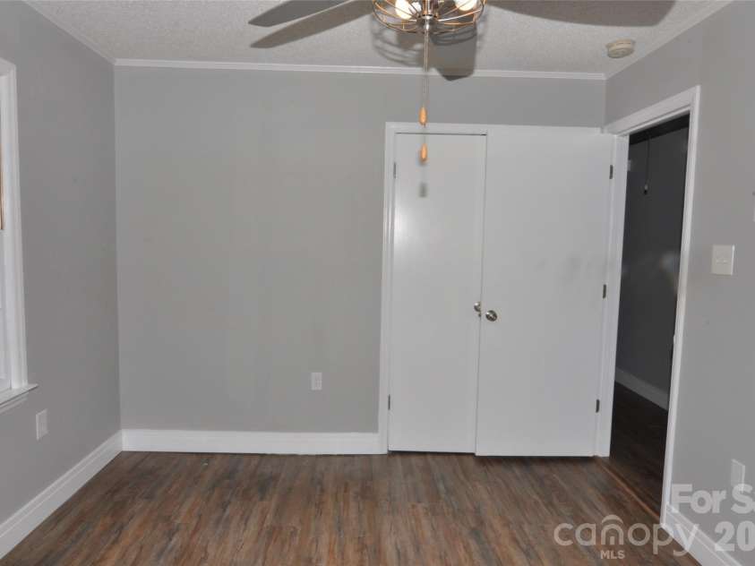 554 Gardendale Circle, Chester, SC 29706.  MLS# CAR4425589, YatesRealty ID 52032. 