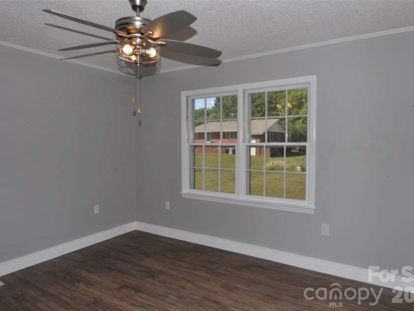 554 Gardendale Circle, Chester, SC 29706.  MLS# CAR4425589, YatesRealty ID 52032. 