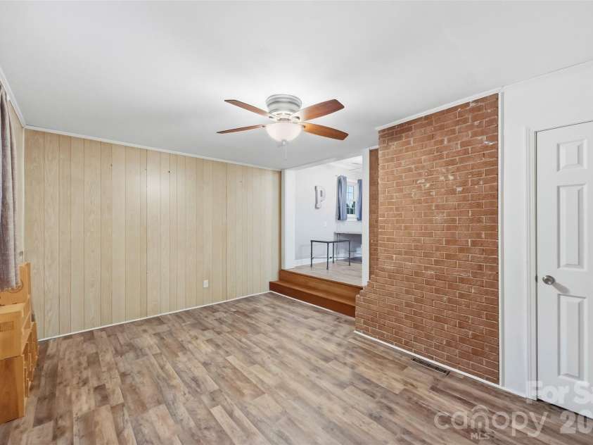 1094 Union Street, Concord, NC 28025.  MLS# CAR4426577, YatesRealty ID 52033. 