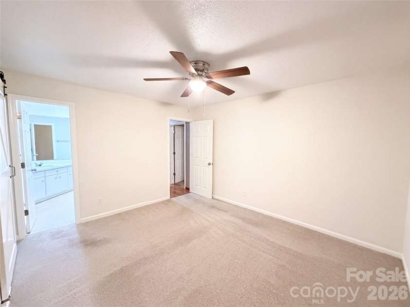 15408 Shawnee Trail, Matthews, NC 28104.  MLS# CAR4426578, YatesRealty ID 52034. 