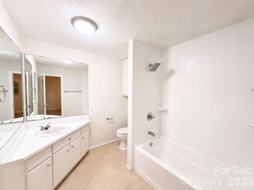 15408 Shawnee Trail, Matthews, NC 28104.  MLS# CAR4426578, YatesRealty ID 52034. 
