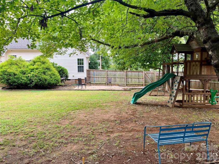 2107 Heath Lake Drive, Mint Hill, NC 28227.  MLS# CAR4426581, YatesRealty ID 52035. 