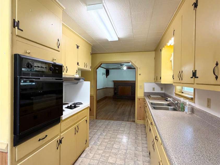 2985 Collettsville Road, Lenoir, NC 28645.  MLS# CAR4426562, YatesRealty ID 52037. 