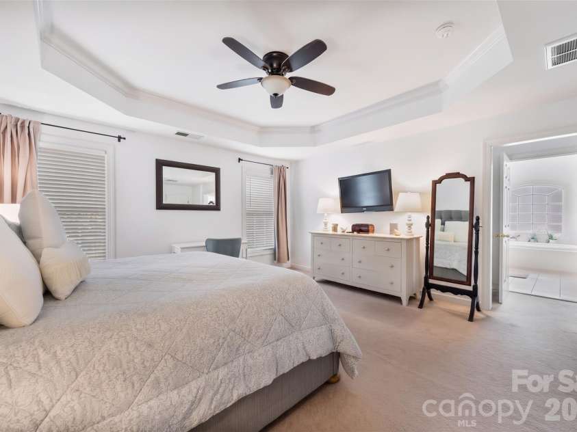 152 Melbourne Drive, Fort Mill, SC 29708.  MLS# CAR4418152, YatesRealty ID 52038. 