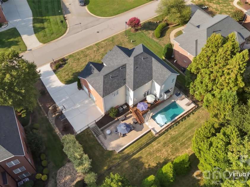 152 Melbourne Drive, Fort Mill, SC 29708.  MLS# CAR4418152, YatesRealty ID 52038. 