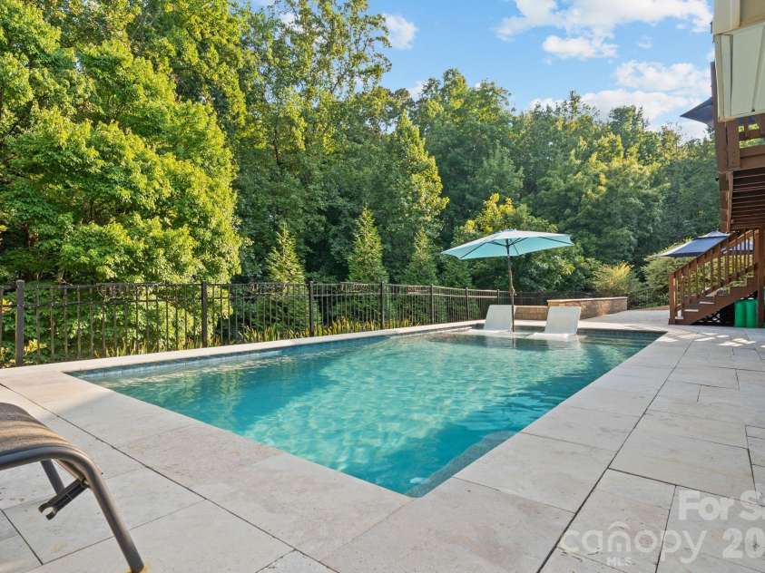 152 Melbourne Drive, Fort Mill, SC 29708.  MLS# CAR4418152, YatesRealty ID 52038. 
