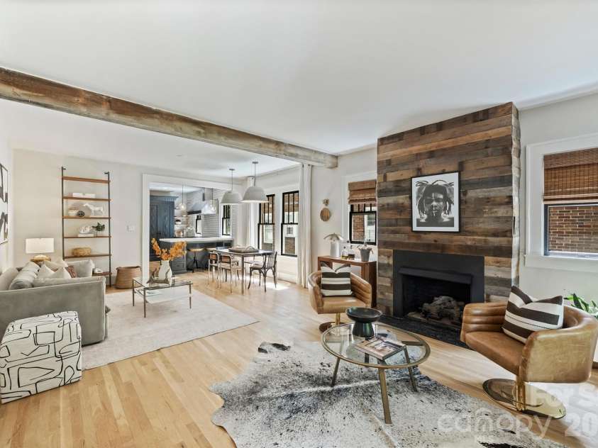 1720 Thomas Avenue, Charlotte, NC 28205.  MLS# CAR4423737, YatesRealty ID 52039. 