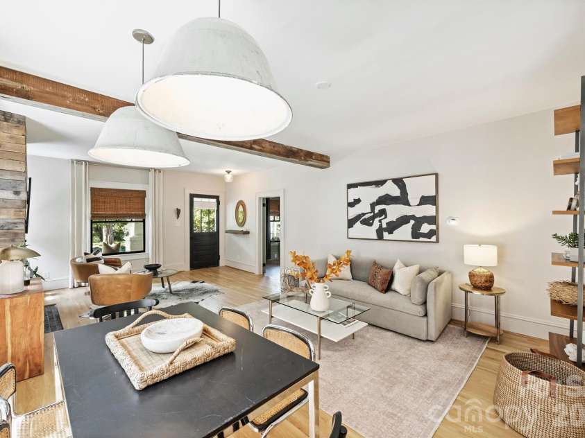 1720 Thomas Avenue, Charlotte, NC 28205.  MLS# CAR4423737, YatesRealty ID 52039. 
