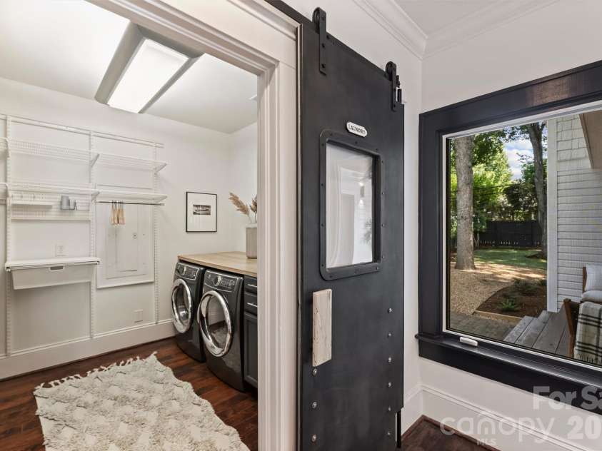 1720 Thomas Avenue, Charlotte, NC 28205.  MLS# CAR4423737, YatesRealty ID 52039. 
