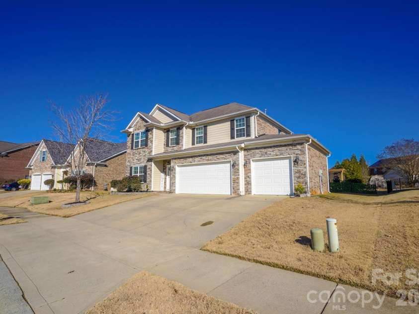 2009 Orby Avenue, Indian Trail, NC 28079.  MLS# CAR4330899, YatesRealty ID 5204. 