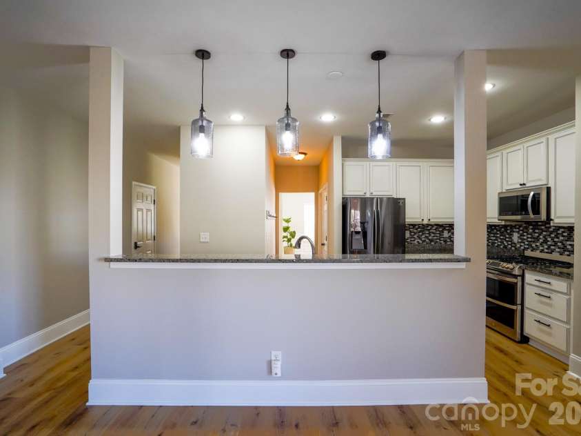 2009 Orby Avenue, Indian Trail, NC 28079.  MLS# CAR4330899, YatesRealty ID 5204. Open concept kitchen 