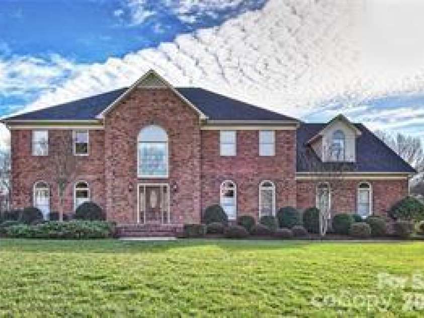 1001 DownPatrick Lane, Concord, NC 28027.  MLS# CAR4420811, YatesRealty ID 52042. 