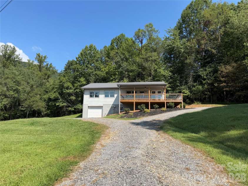 1124 Mcdonald Road, Hayesville, NC 28904.  MLS# CAR4419921, YatesRealty ID 52043. 
