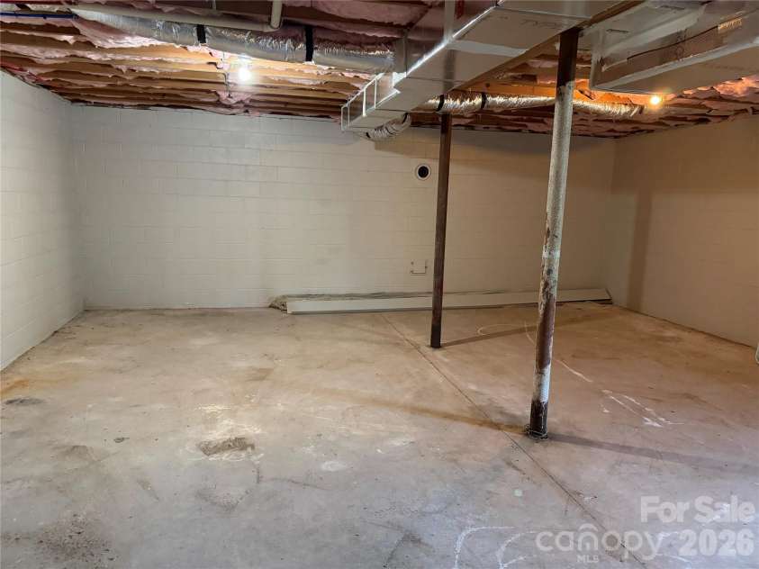 1124 Mcdonald Road, Hayesville, NC 28904.  MLS# CAR4419921, YatesRealty ID 52043. 