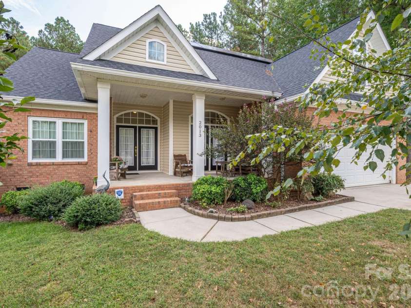 2013 Wrens Song Way, Gastonia, NC 28052.  MLS# CAR4426504, YatesRealty ID 52044. 