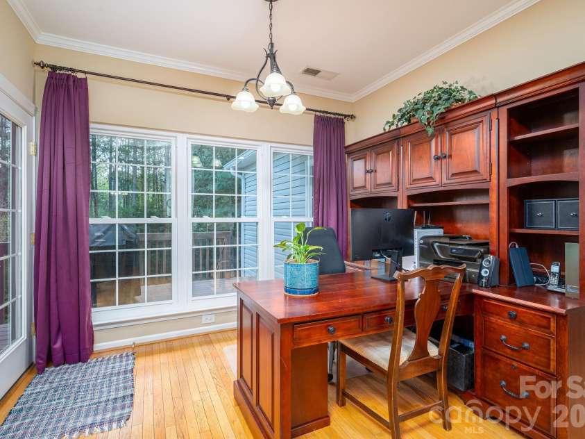 2013 Wrens Song Way, Gastonia, NC 28052.  MLS# CAR4426504, YatesRealty ID 52044. 