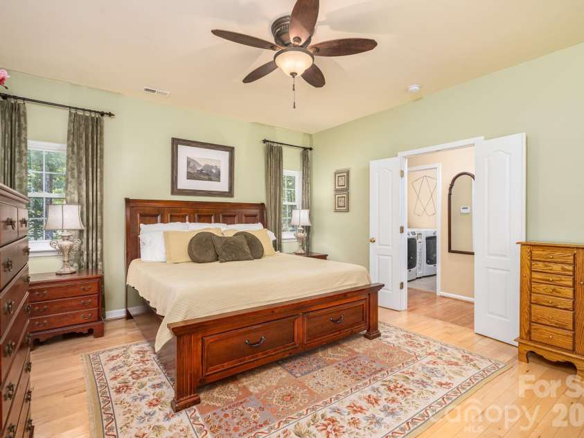 2013 Wrens Song Way, Gastonia, NC 28052.  MLS# CAR4426504, YatesRealty ID 52044. 