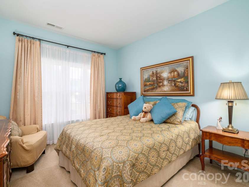 2013 Wrens Song Way, Gastonia, NC 28052.  MLS# CAR4426504, YatesRealty ID 52044. 