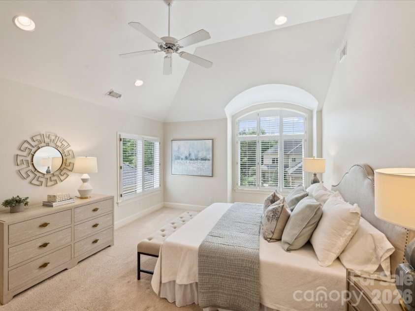 8929 Challis Hill Lane, Charlotte, NC 28226.  MLS# CAR4422460, YatesRealty ID 52046. Primary Bedroom