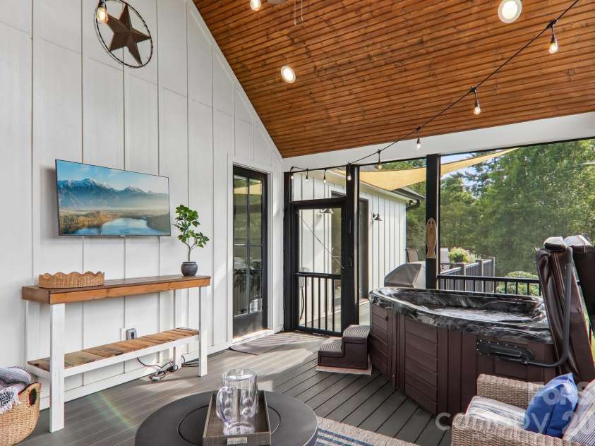 107 New Pinner Place, Arden, NC 28704.  MLS# CAR4426585, YatesRealty ID 52049. 