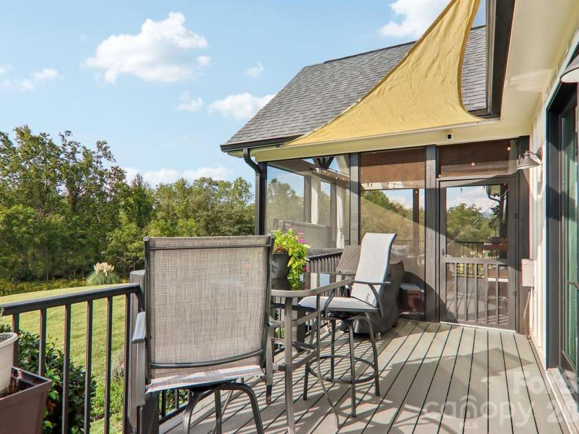 107 New Pinner Place, Arden, NC 28704.  MLS# CAR4426585, YatesRealty ID 52049. 