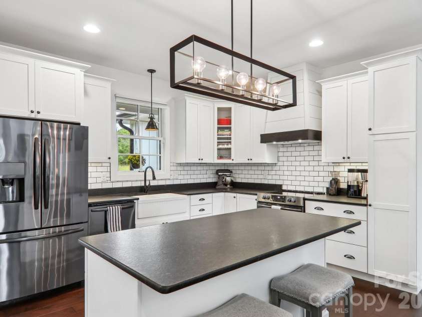 107 New Pinner Place, Arden, NC 28704.  MLS# CAR4426585, YatesRealty ID 52049. Kitchen 2