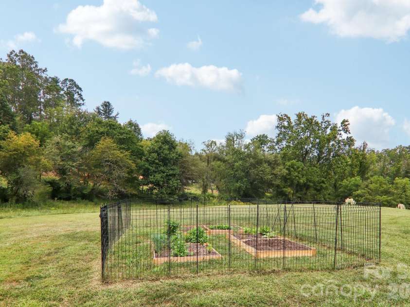 107 New Pinner Place, Arden, NC 28704.  MLS# CAR4426585, YatesRealty ID 52049. Vegetable Garden