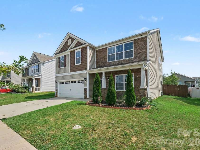 7577 Nolen Farm Drive, Gastonia, NC 28056.  MLS# CAR4426555, YatesRealty ID 52050. 