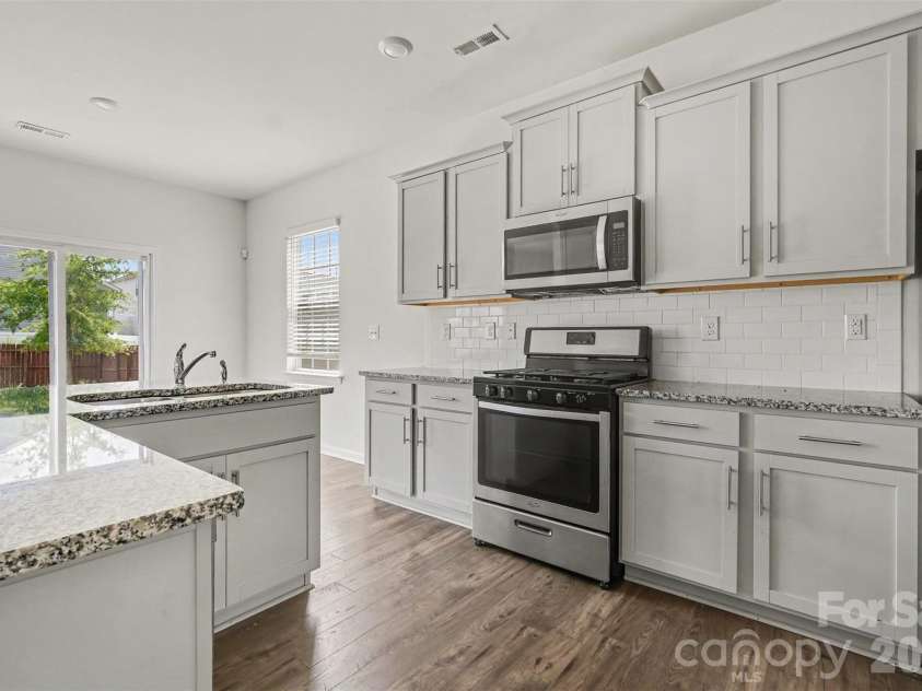 7577 Nolen Farm Drive, Gastonia, NC 28056.  MLS# CAR4426555, YatesRealty ID 52050. 