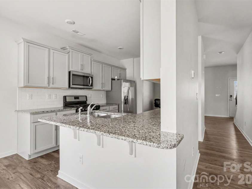 7577 Nolen Farm Drive, Gastonia, NC 28056.  MLS# CAR4426555, YatesRealty ID 52050. 