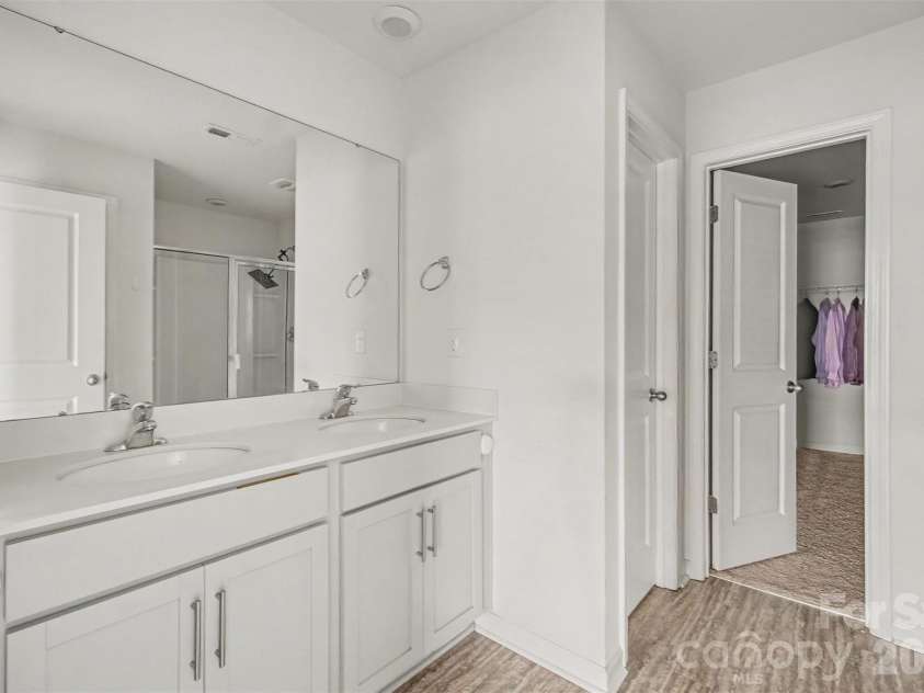 7577 Nolen Farm Drive, Gastonia, NC 28056.  MLS# CAR4426555, YatesRealty ID 52050. 