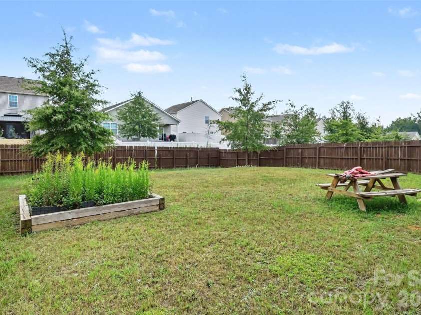 7577 Nolen Farm Drive, Gastonia, NC 28056.  MLS# CAR4426555, YatesRealty ID 52050. 