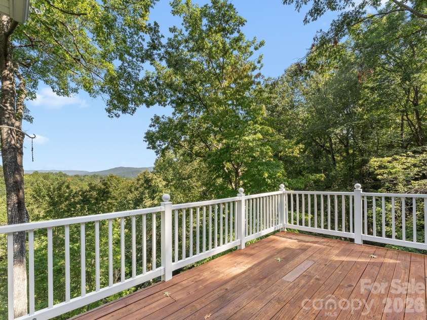 1001 Stone Drive, Brevard, NC 28712.  MLS# CAR4418852, YatesRealty ID 52051. 