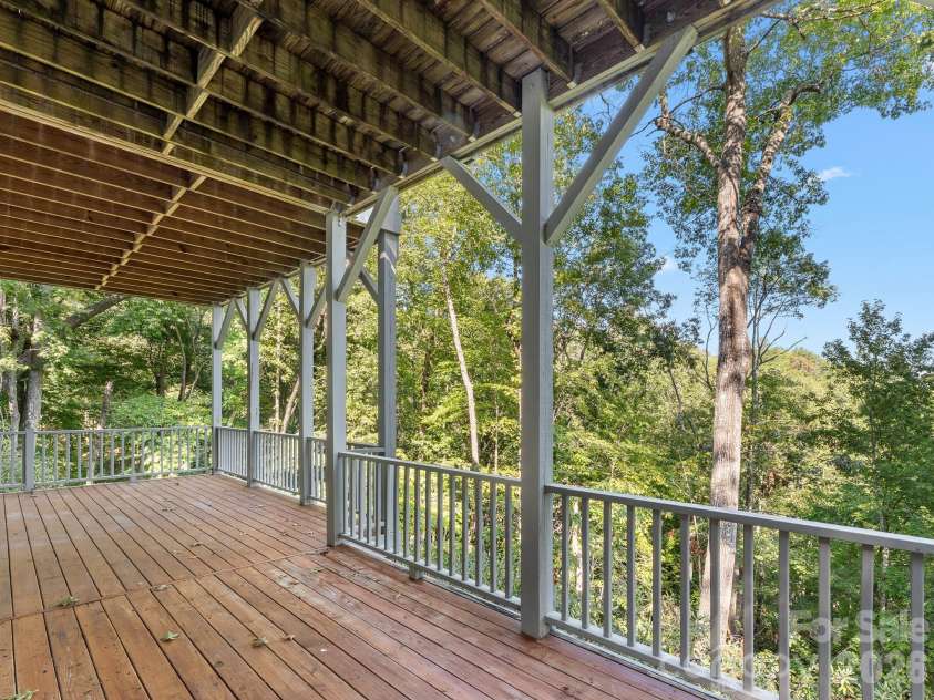 1001 Stone Drive, Brevard, NC 28712.  MLS# CAR4418852, YatesRealty ID 52051. 