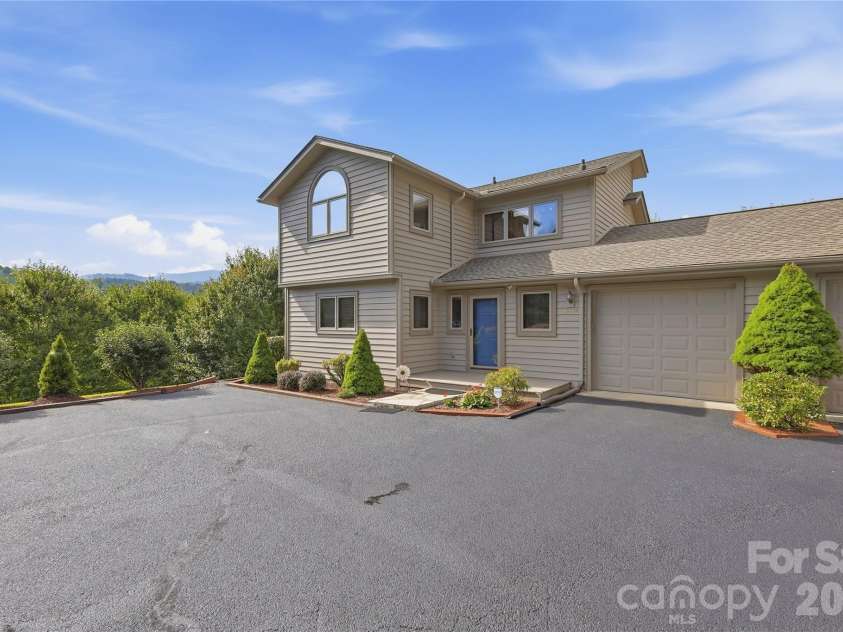 351 Silver Springs Drive, Banner Elk, NC 28604.  MLS# CAR4426595, YatesRealty ID 52052. 
