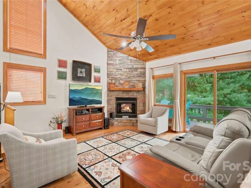 351 Silver Springs Drive, Banner Elk, NC 28604.  MLS# CAR4426595, YatesRealty ID 52052. 
