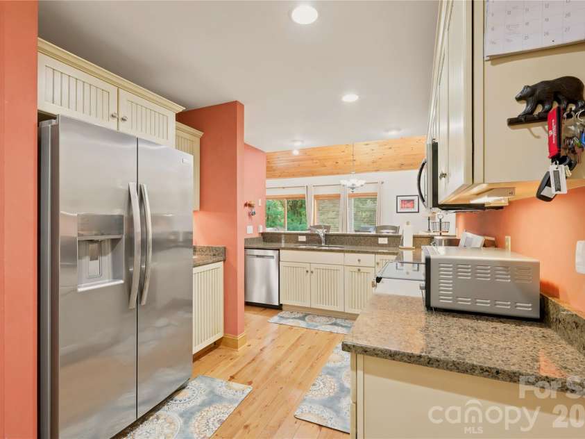 351 Silver Springs Drive, Banner Elk, NC 28604.  MLS# CAR4426595, YatesRealty ID 52052. 
