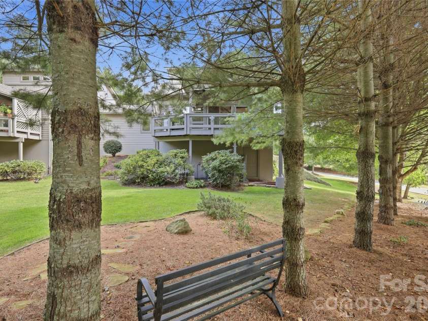 351 Silver Springs Drive, Banner Elk, NC 28604.  MLS# CAR4426595, YatesRealty ID 52052. 