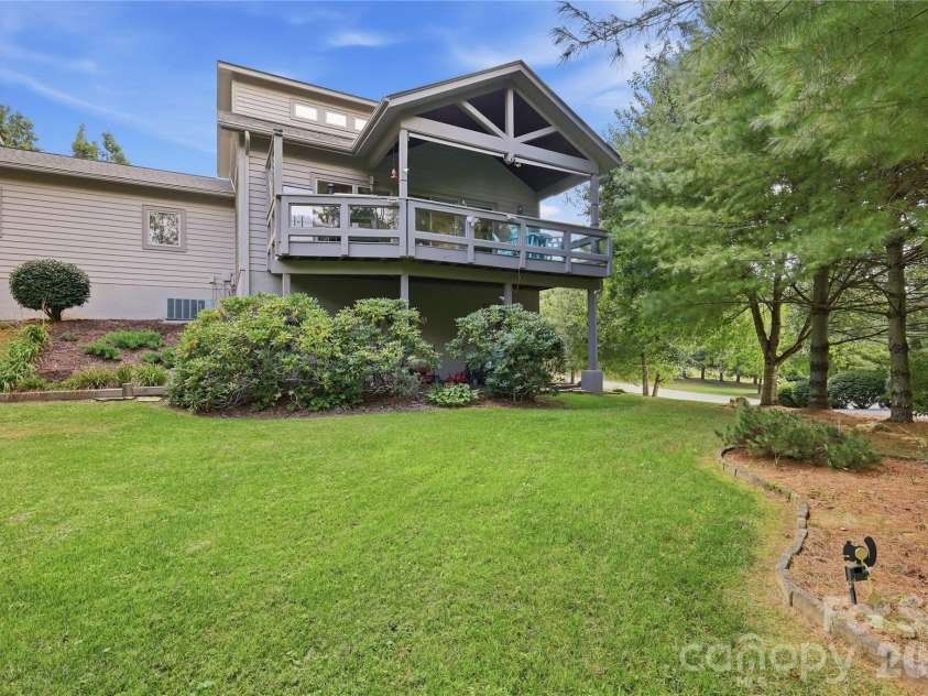 351 Silver Springs Drive, Banner Elk, NC 28604.  MLS# CAR4426595, YatesRealty ID 52052. 