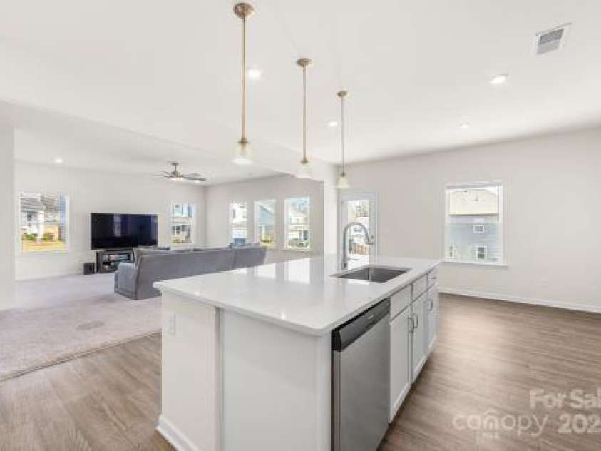 5907 Palmer Drive, Charlotte, NC 28212.  MLS# CAR4320284, YatesRealty ID 52053. 