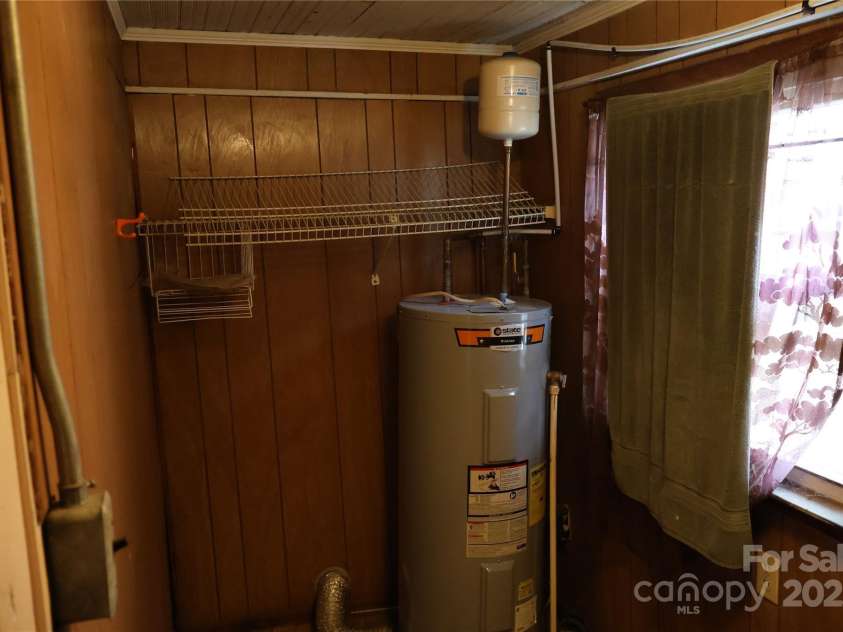 114 Chapel Street, Landis, NC 28088.  MLS# CAR4328744, YatesRealty ID 52054. 