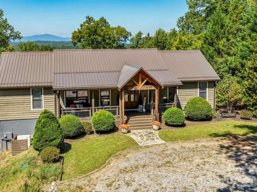 255 Cross Ridge Drive, Rutherfordton, NC 28139.  MLS# CAR4425951, YatesRealty ID 52054. 