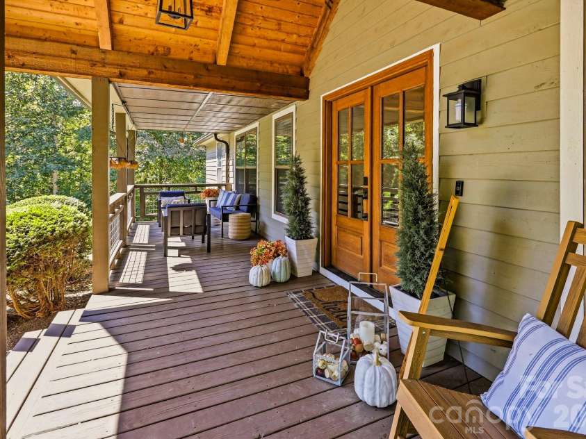 255 Cross Ridge Drive, Rutherfordton, NC 28139.  MLS# CAR4425951, YatesRealty ID 52054. 