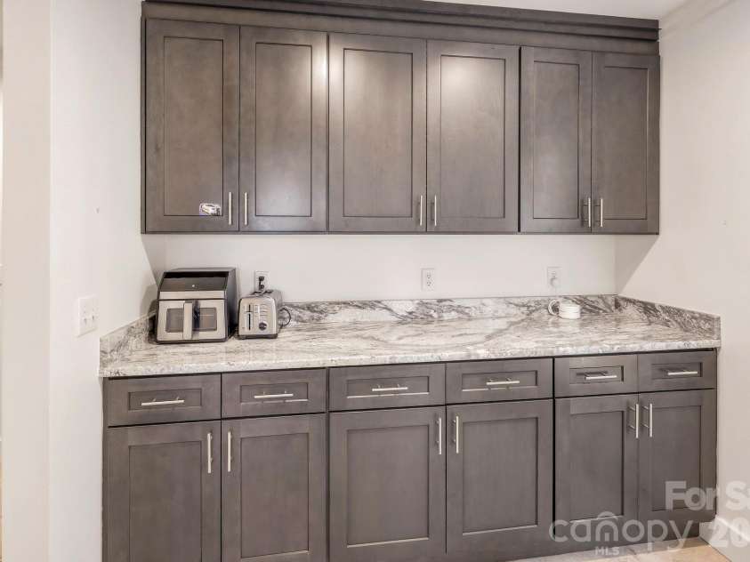 255 Cross Ridge Drive, Rutherfordton, NC 28139.  MLS# CAR4425951, YatesRealty ID 52054. 