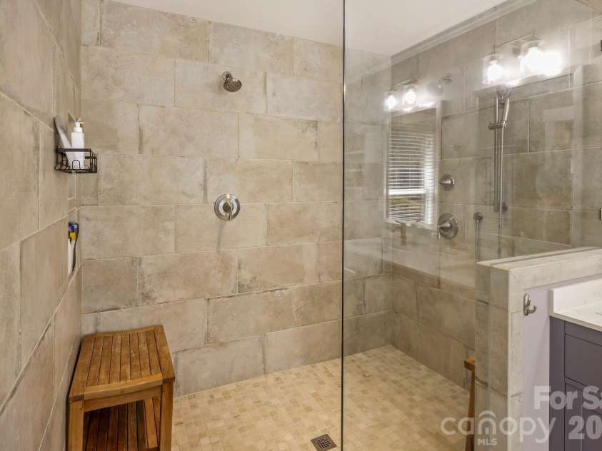 255 Cross Ridge Drive, Rutherfordton, NC 28139.  MLS# CAR4425951, YatesRealty ID 52054. 