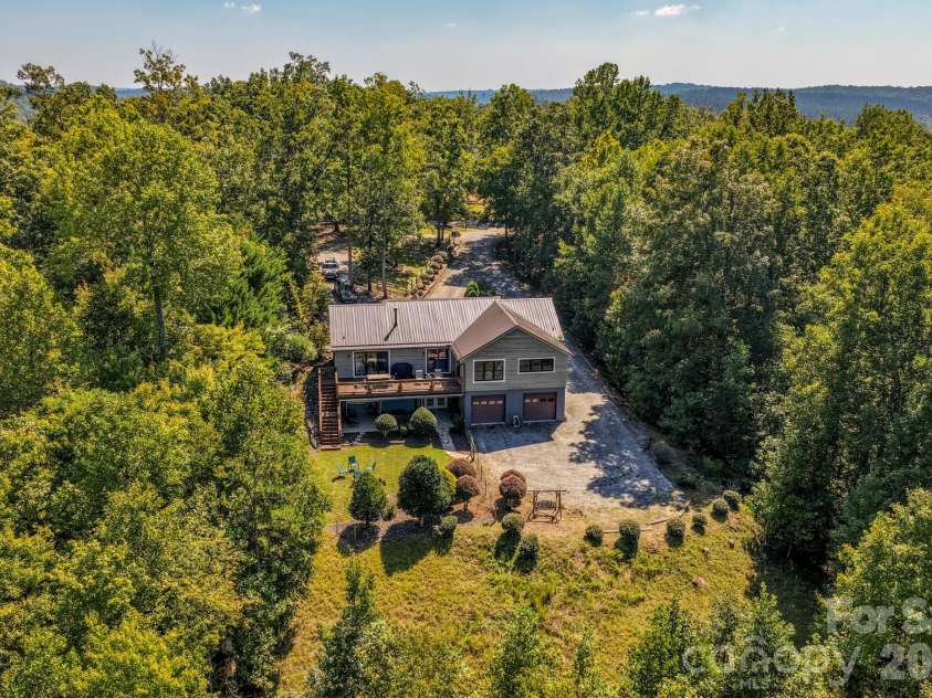 255 Cross Ridge Drive, Rutherfordton, NC 28139.  MLS# CAR4425951, YatesRealty ID 52054. 