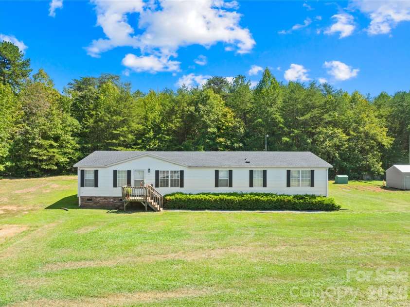 506 Salem Church Road, Maiden, NC 28650.  MLS# CAR4426455, YatesRealty ID 52060. 