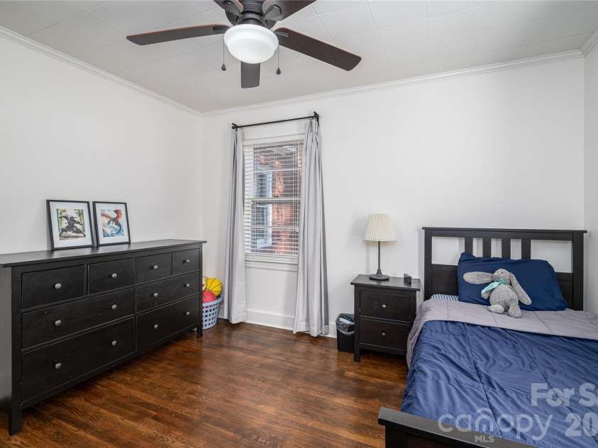 123 Dixon Street, Lincolnton, NC 28092.  MLS# CAR4425787, YatesRealty ID 52061. 
