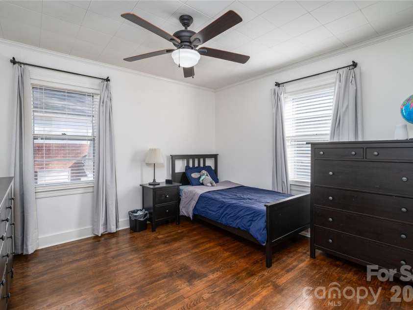123 Dixon Street, Lincolnton, NC 28092.  MLS# CAR4425787, YatesRealty ID 52061. 